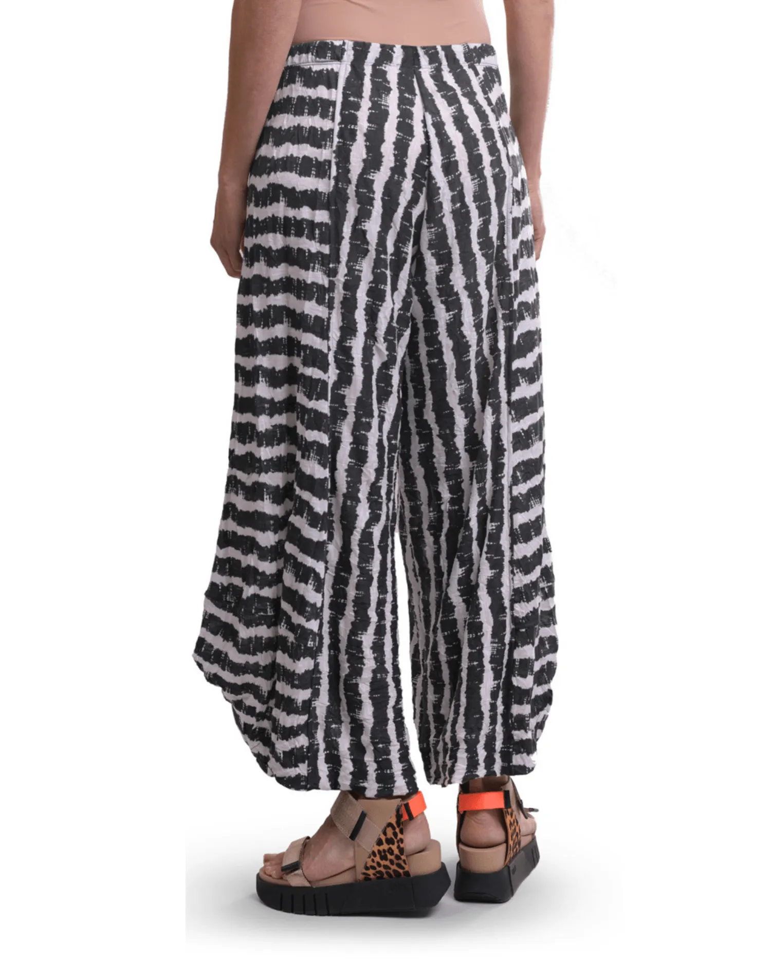 Ash Crinkle Punto Pants, Charcoal