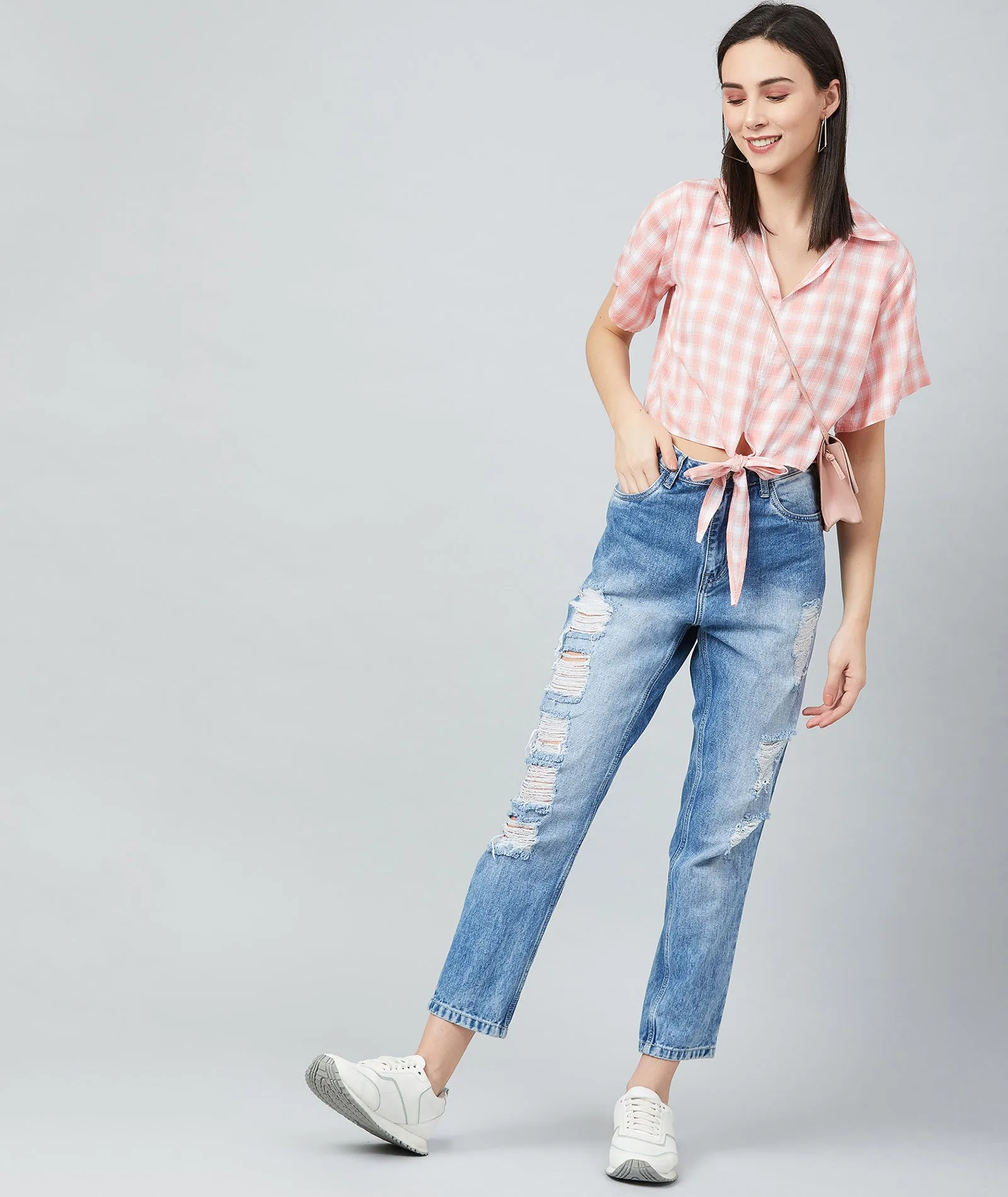 Chimpaaanzee Women Pink and White Checks Knotted Crop Top