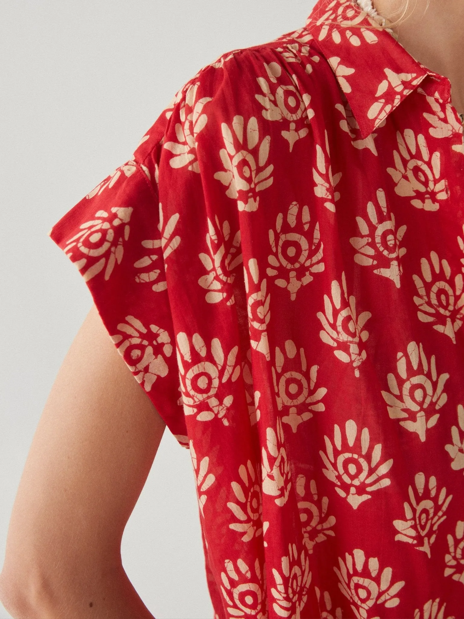 Lily Blouse - Mughal Garden