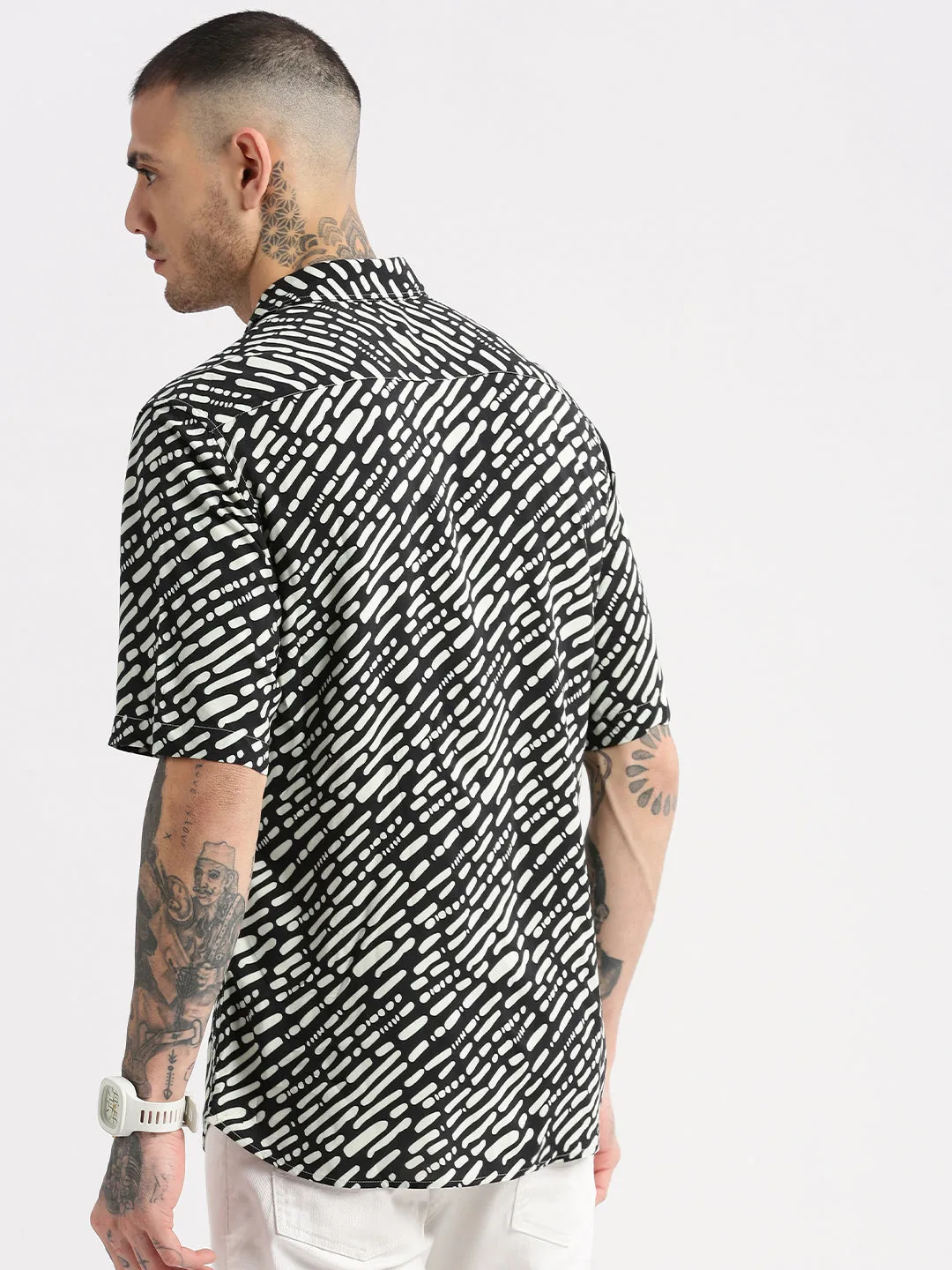 Men Black Smart Slim Fit Printed Spread Collar Casual Shirt