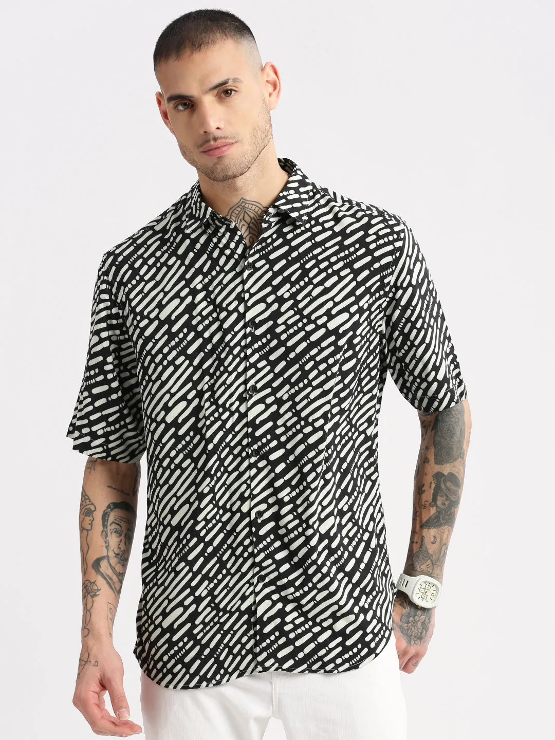 Men Black Smart Slim Fit Printed Spread Collar Casual Shirt