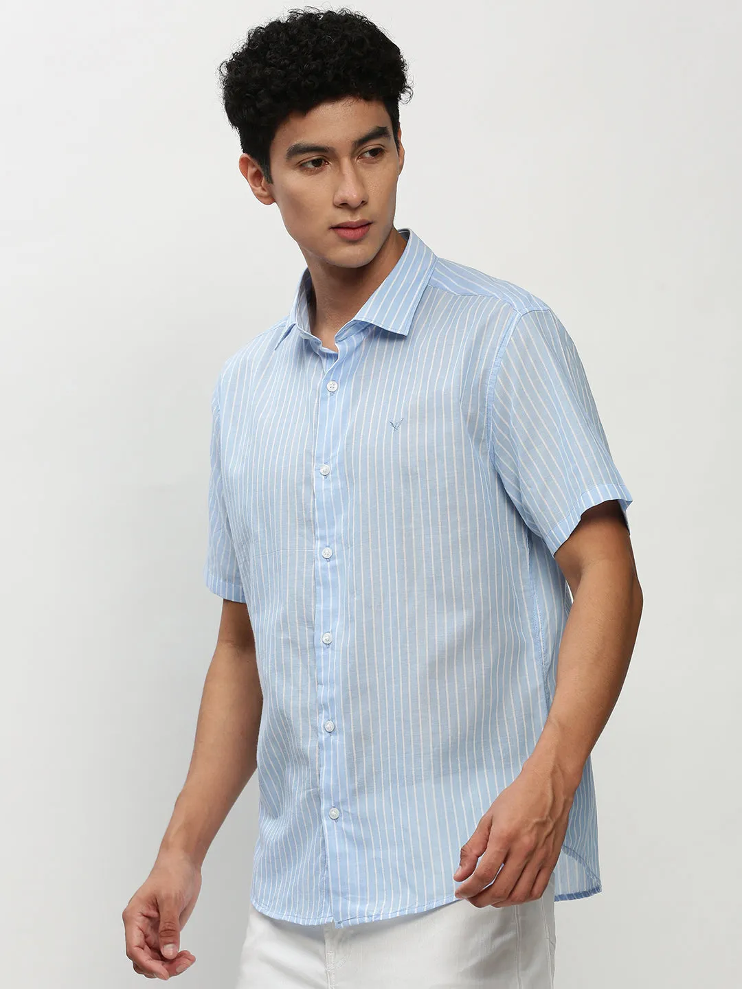 Men Blue Standard Vertical Striped Cotton Slim Fit Casual Shirt