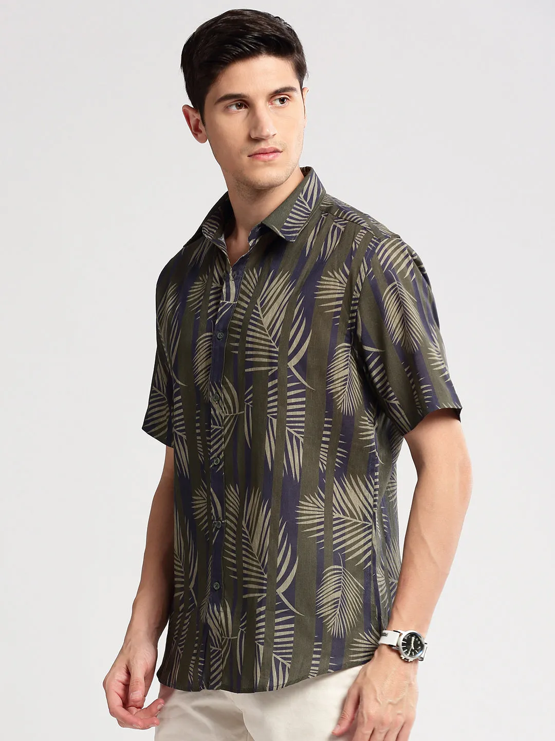 Men Green Smart Slim Fit Floral Printed Cotton Casual Shirt