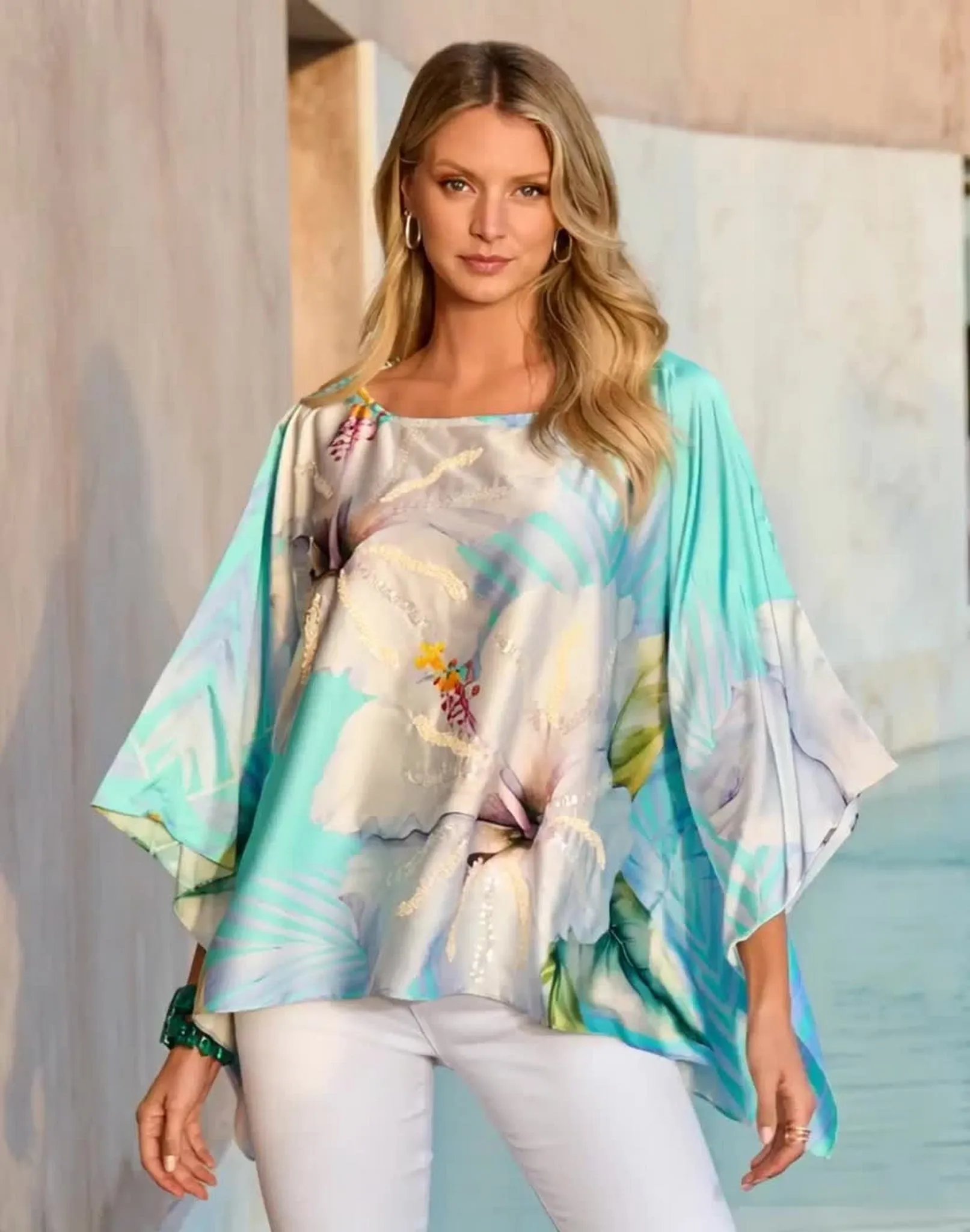 Print Charmeuse Poncho Exploded Hibiscus