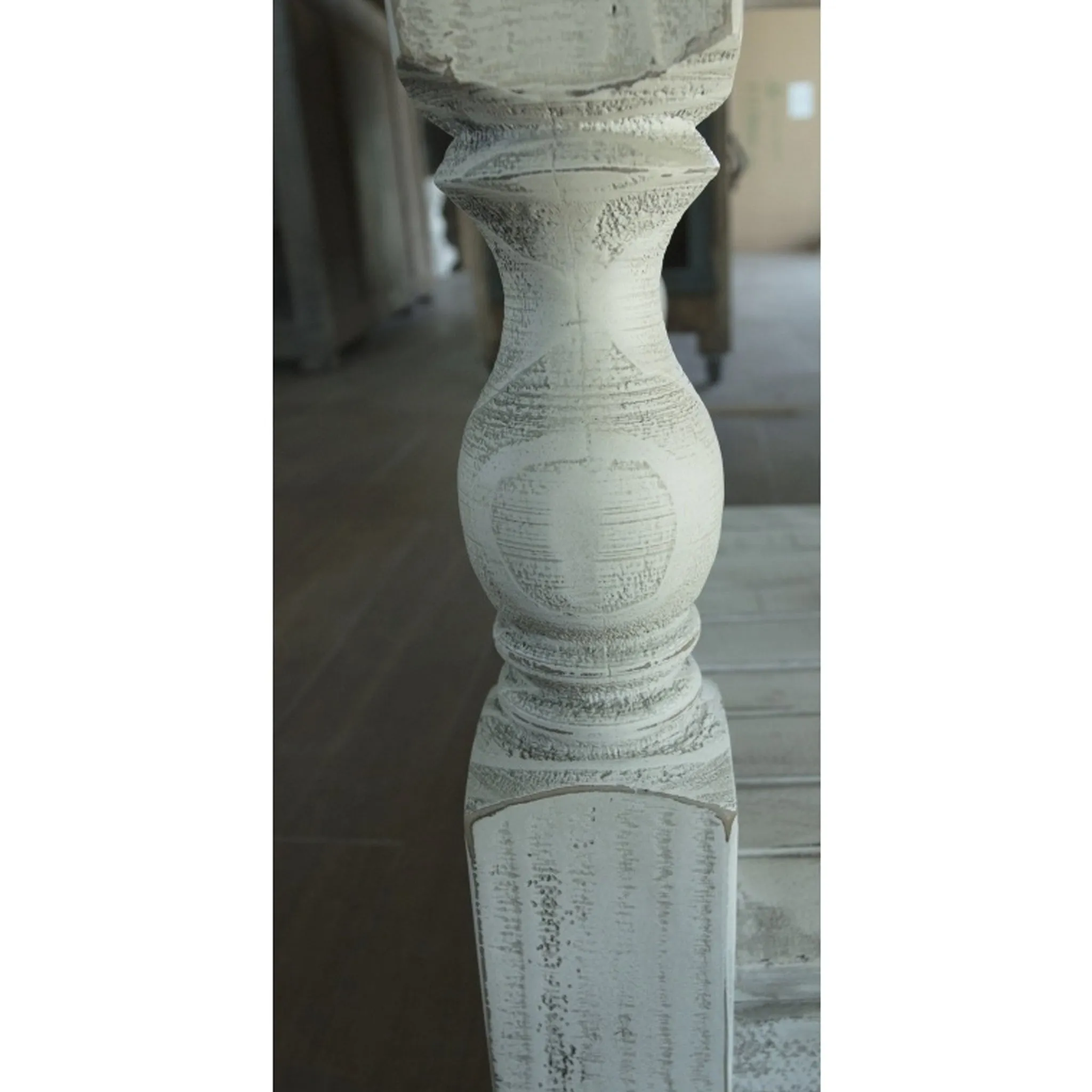 Stonegate Pillar Style End Table