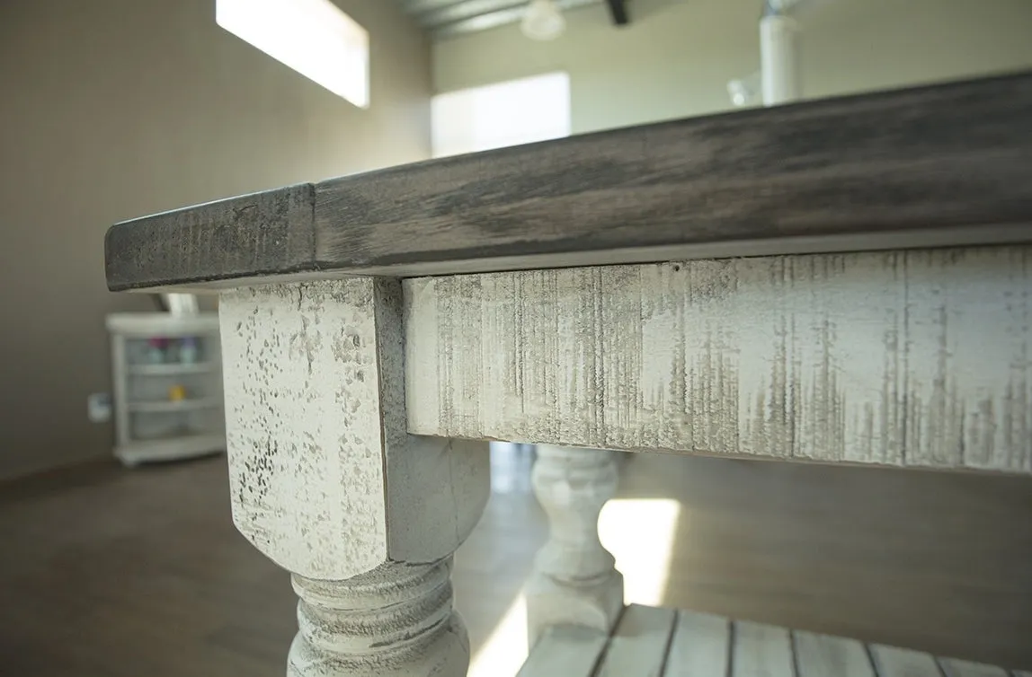 Stonegate Pillar Style End Table