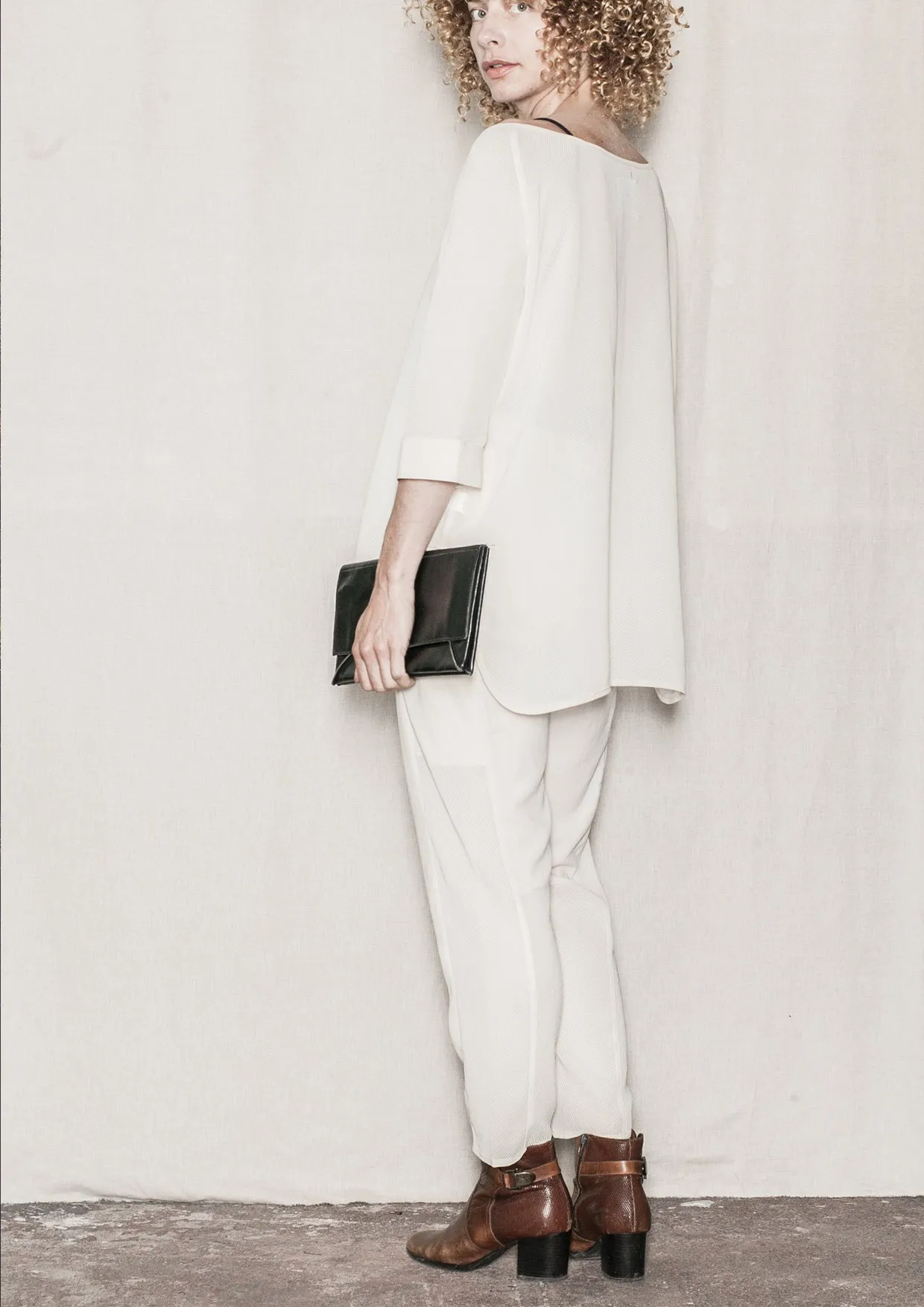 TOP OVERSIZED - AIRY MESH creme