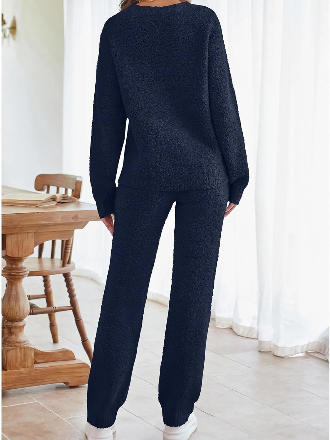 Womens Fuzzy 2 Piece Loungewear Cozy Everyday Sleep Skin Friendly Fleece Pajama Set Long Sleeve Thermal Lounge Outfit